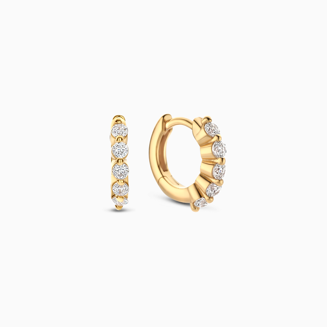 Mia Hoops